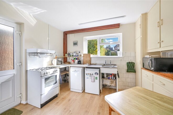Ruden Way, Surrey, KT17