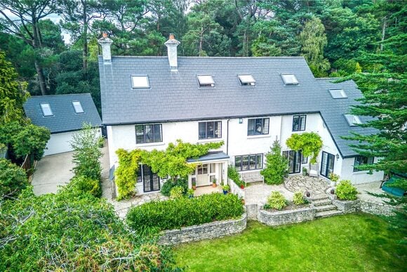 Kings Avenue, Dorset, BH14