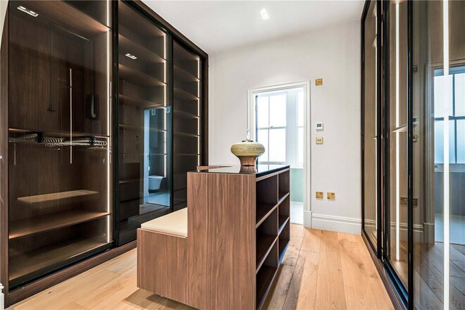 Stapleton Hall Road, London, N4