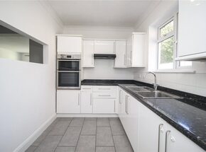 Warwick Road, Essex, SS6