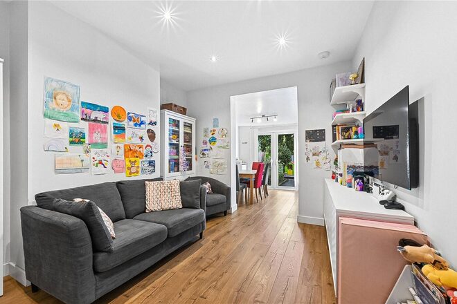 Hampden Avenue, Beckenham, BR3