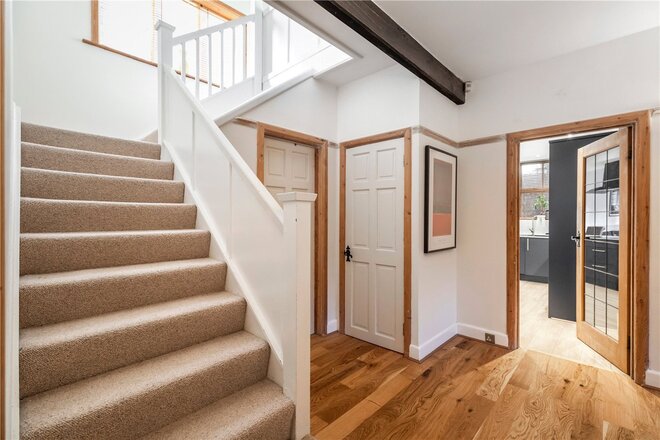 Canford Cliffs Road, Poole, BH13