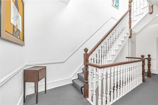 Melville Road, London, SW13