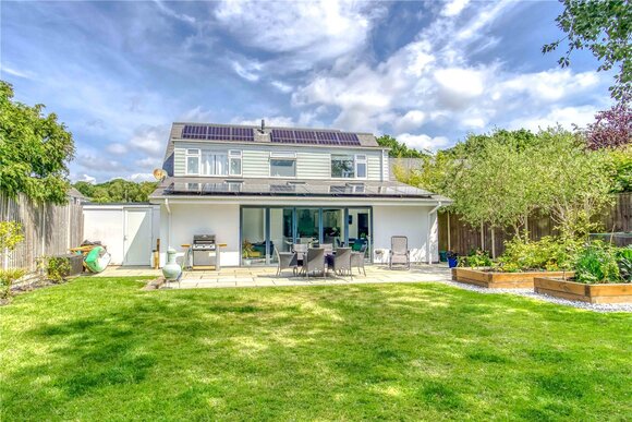 South Western Crescent, Poole, BH14