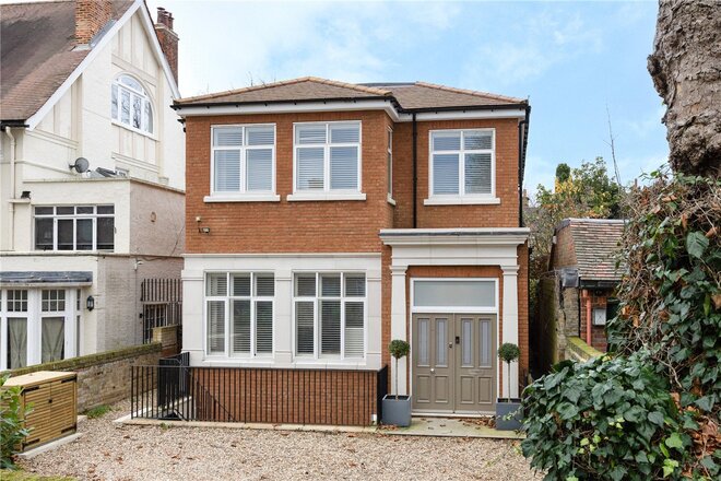 Woodborough Road, London, SW15