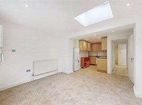 Falkland Road, London, NW5