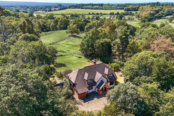 Sheephatch Lane, Farnham, GU10