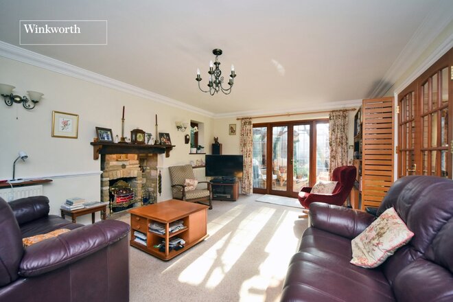 Warren Avenue, Sutton, SM2