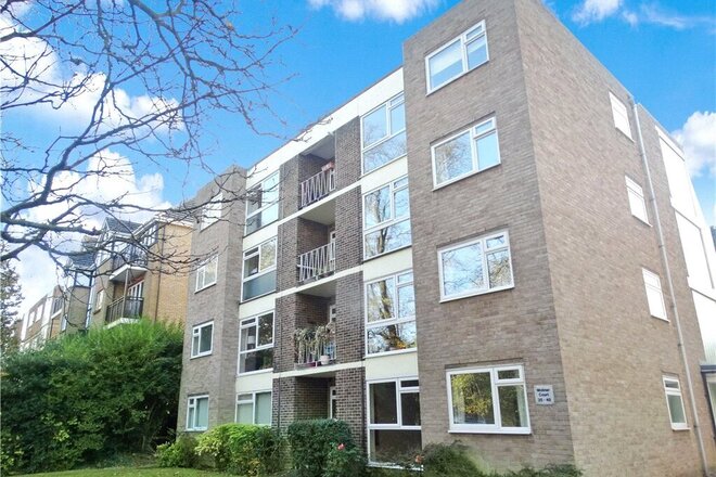 Brackley Road, Beckenham, BR3