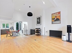 Frithville Gardens, London, W12