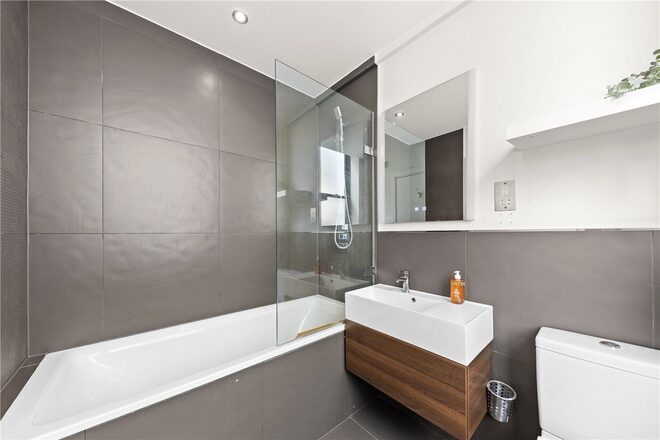 Regnum Apartments, London, E1