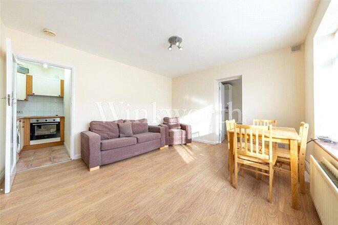 Woodville Road, London, NW11
