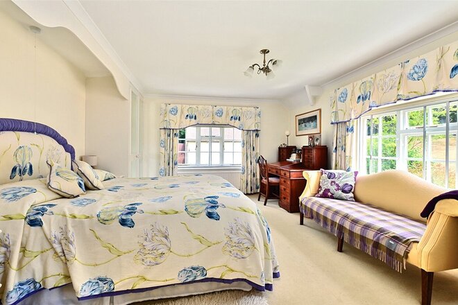 White Horse Lane, Wokingham, RG40