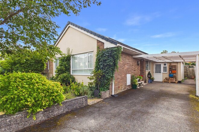 Old Rectory Gardens, Crediton, EX17
