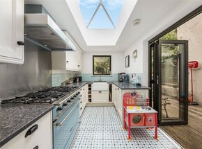 Calverley Grove, London, N19