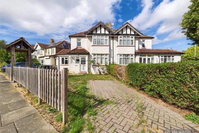 Hamilton Avenue, Surbiton, KT6