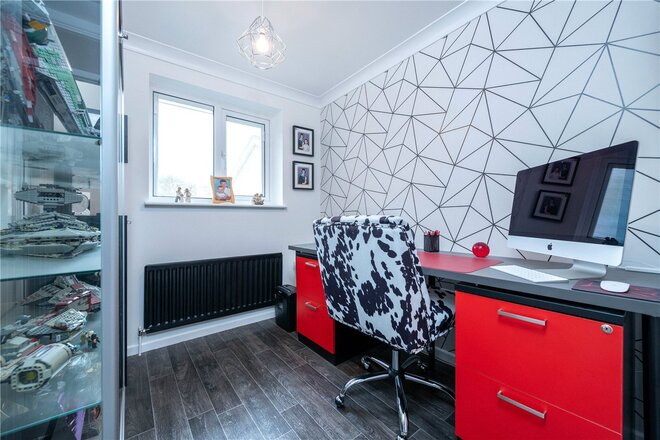 Chatsworth Close, Peterborough, PE6