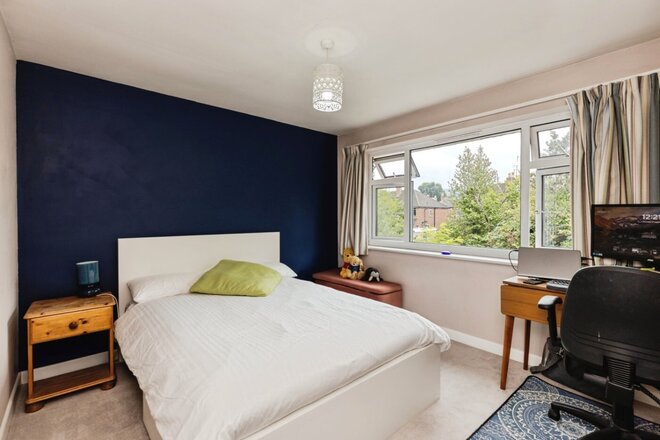 Whitecross Square, Gloucestershire, GL53