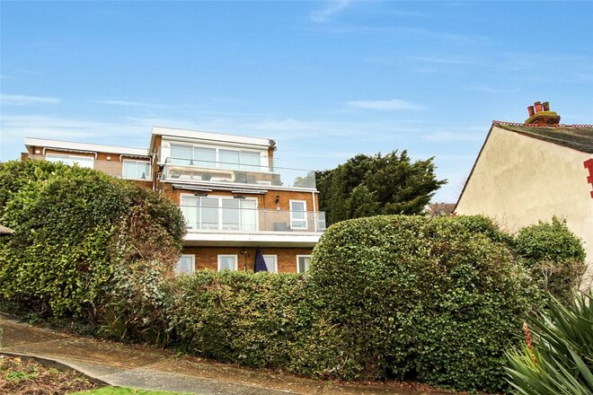 Undercliff Gardens, Essex, SS9
