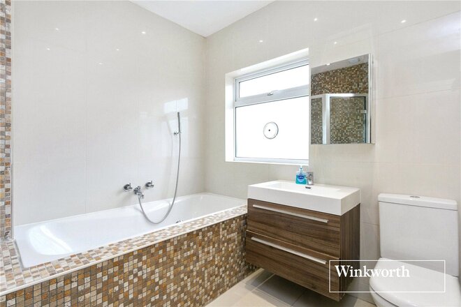 Brent Way, West Finchley, N3