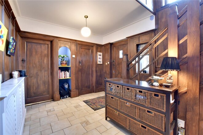 Cedarhurst Drive, Eltham, SE9