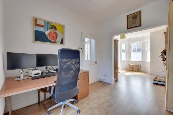 Leahurst Road, Hither Green, SE13