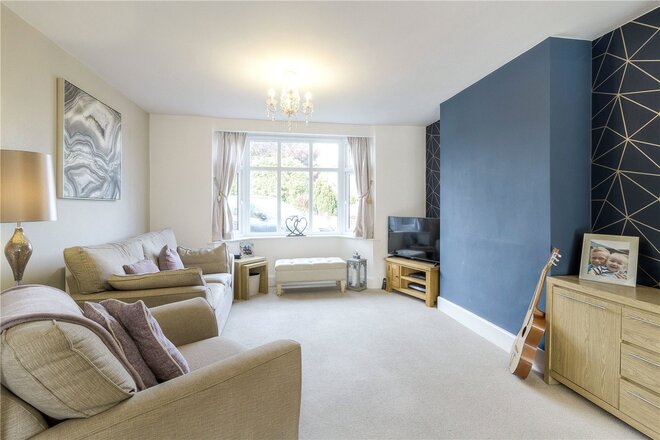 Main Road, Northampton, NN5