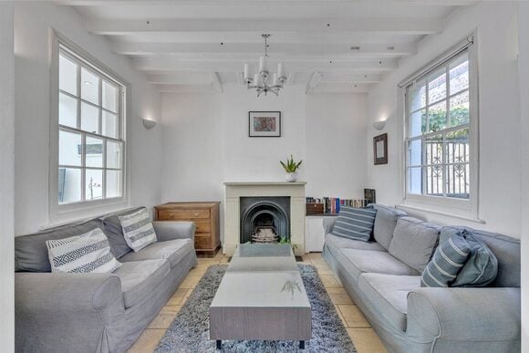 Kiels Cottages, London, NW3