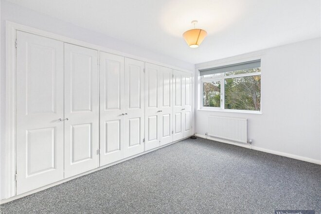 Methuen Close, Edgware, HA8