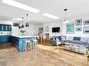 Fox Lane, London, N13