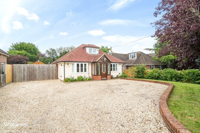 Byfleet Avenue, Basingstoke, RG24
