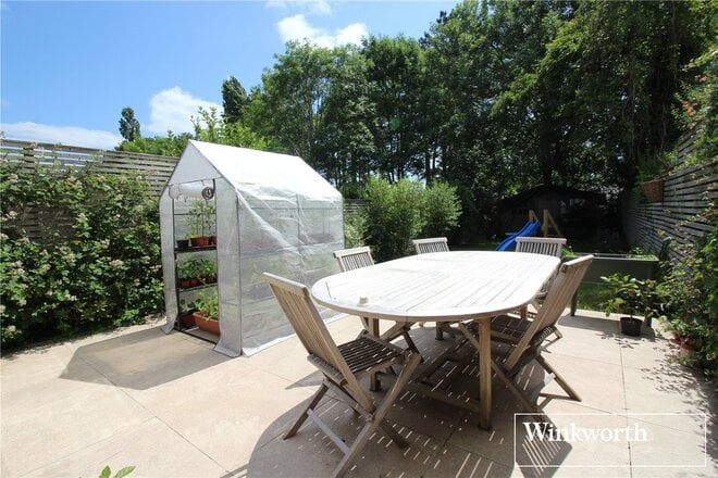 Ashley Drive, Hertfordshire, WD6