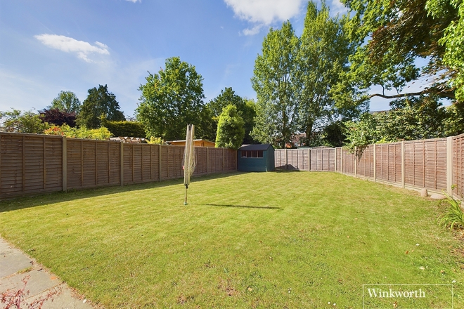 Century Drive, Reading, RG7