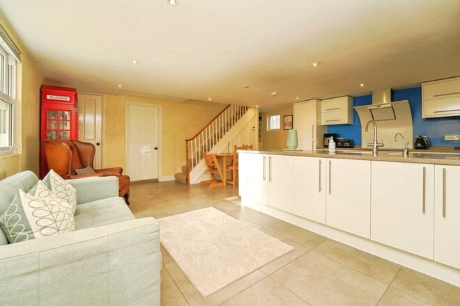 St. Lukes Road, Gloucestershire, GL53