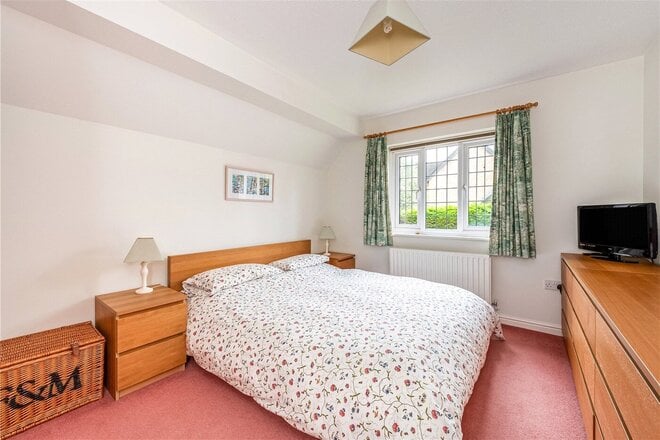 Parsonage Close, Hampshire, GU32