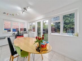 Broadwater Road, London, SW17
