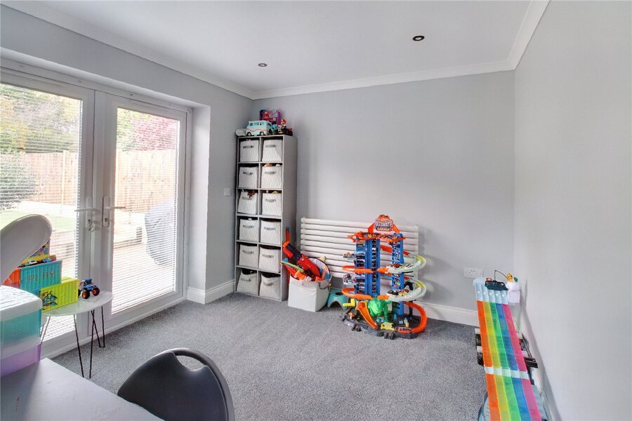 Sitting/Play Room