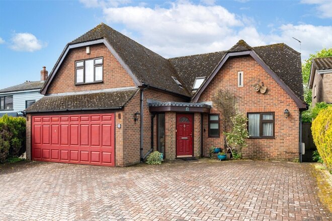 Victoria Road, Dorset, BH21