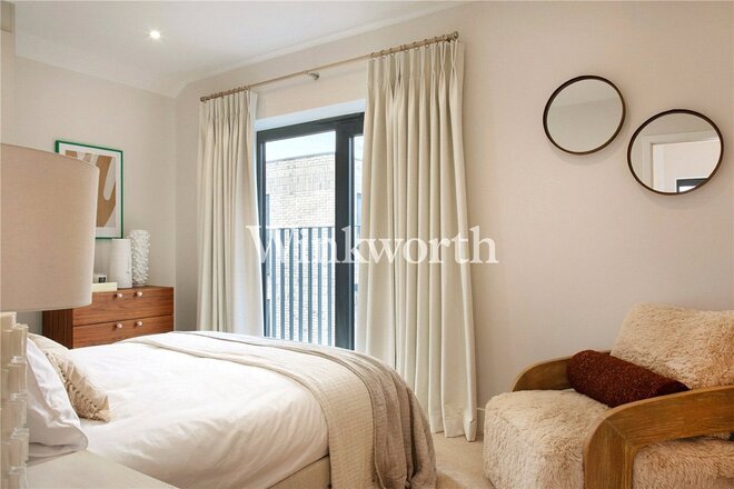 Frankum Mews, London, N22