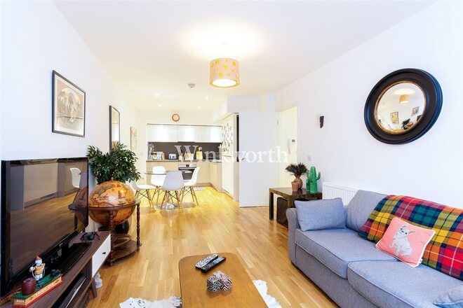 Butterfly Court, Bathurst Square, N15