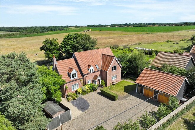 Dunwich Road, Halesworth, IP19