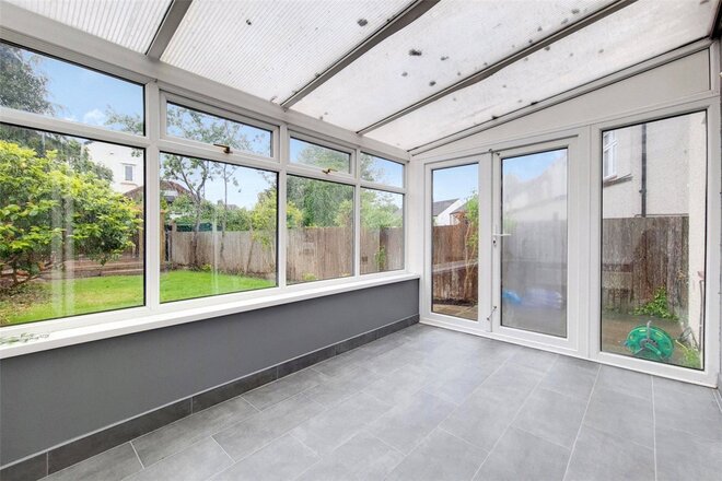 Hill Crescent, Surbiton, KT5