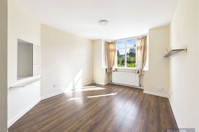 Hamilton Avenue, Surbiton, KT6