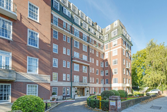 Apsley House, St John's Wood, NW8