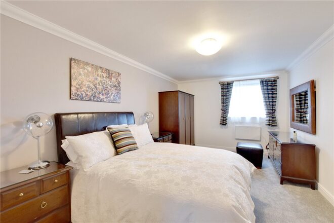 Greenfell Mansions, Glaisher Street, SE8