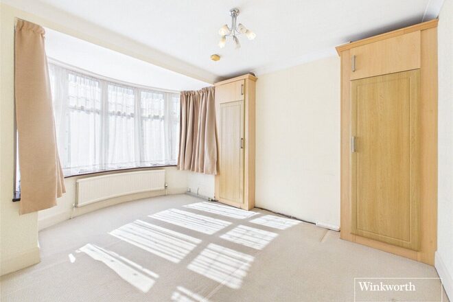Princes Avenue, London, NW9