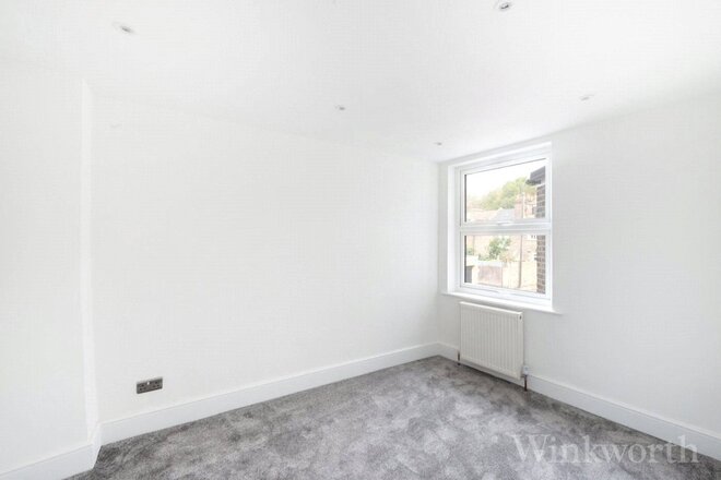 Scawen Road, London, SE8