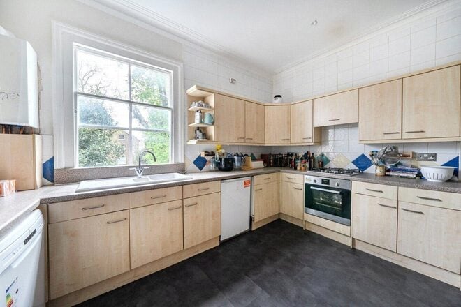 Waldegrave Road, London, SE19