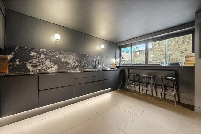 Dunworth Mews, London, W11