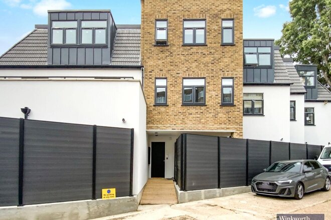 Remias Road, Hendon, NW4